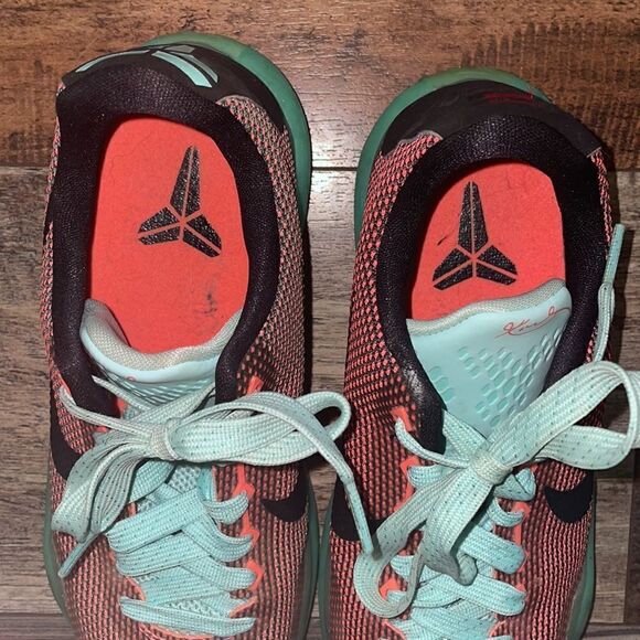 Nike Kobe Bryant Easter 10 Hot Lava Sunset Low Top Basketball Shoes - Picture 4 of 7